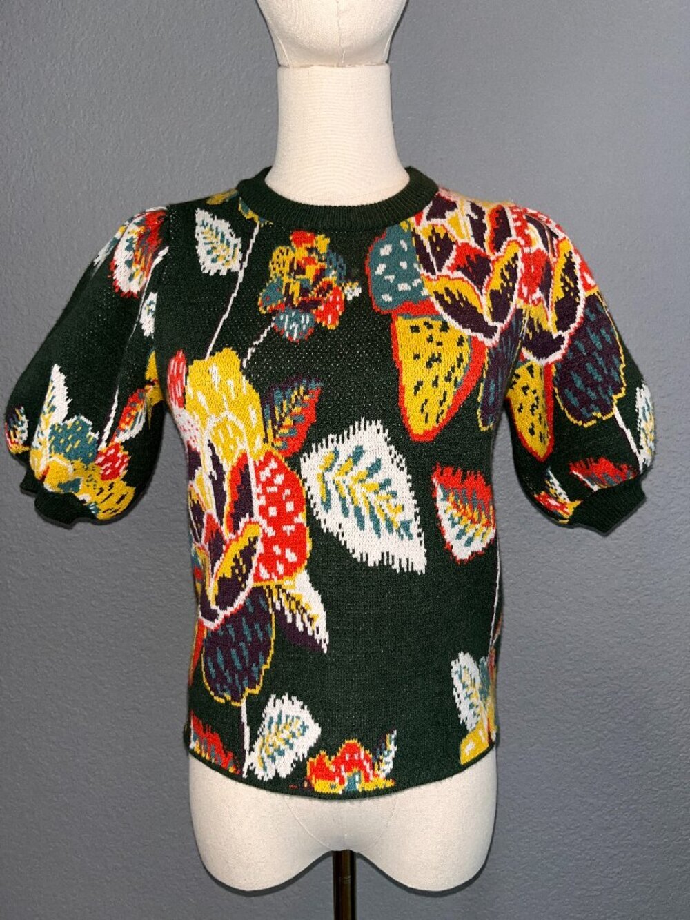 Dark Green Floral Puff Sleeve Sweater
